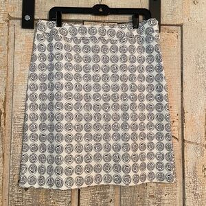 Above the knee skirt